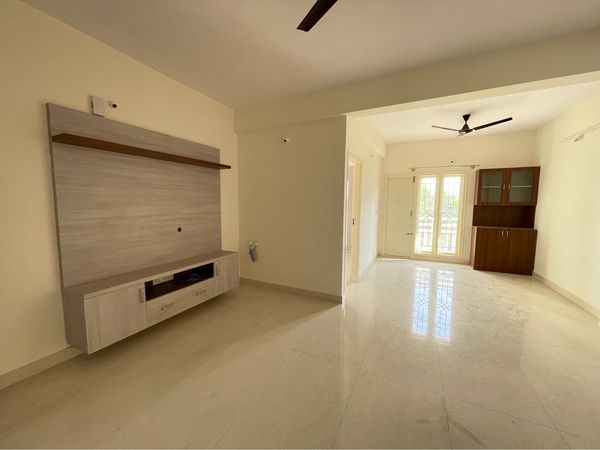 2BHK · Semi Furnished · Apartment