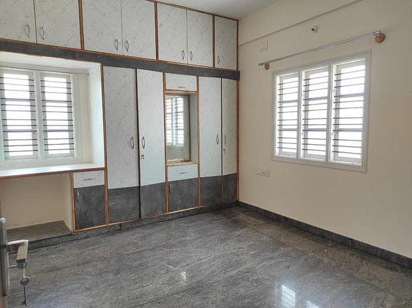 1BHK · Semi Furnished · Apartment