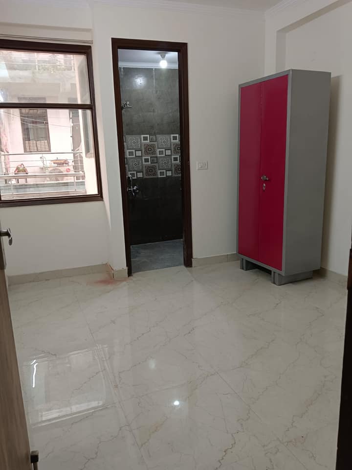 2BHK · Semi Furnished · Apartment