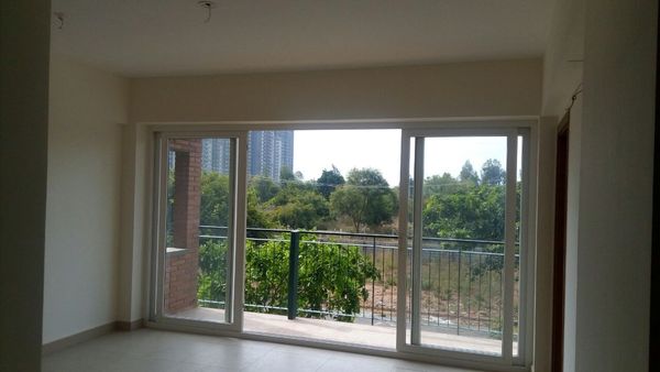 3BHK · Semi Furnished · Apartment