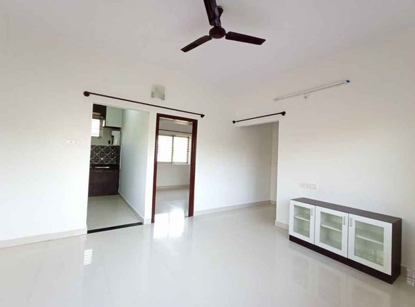 1BHK · Semi Furnished · Apartment