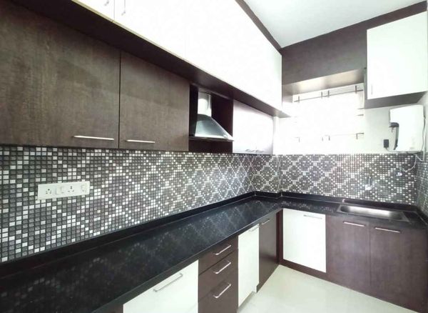 1BHK · Semi Furnished · Apartment