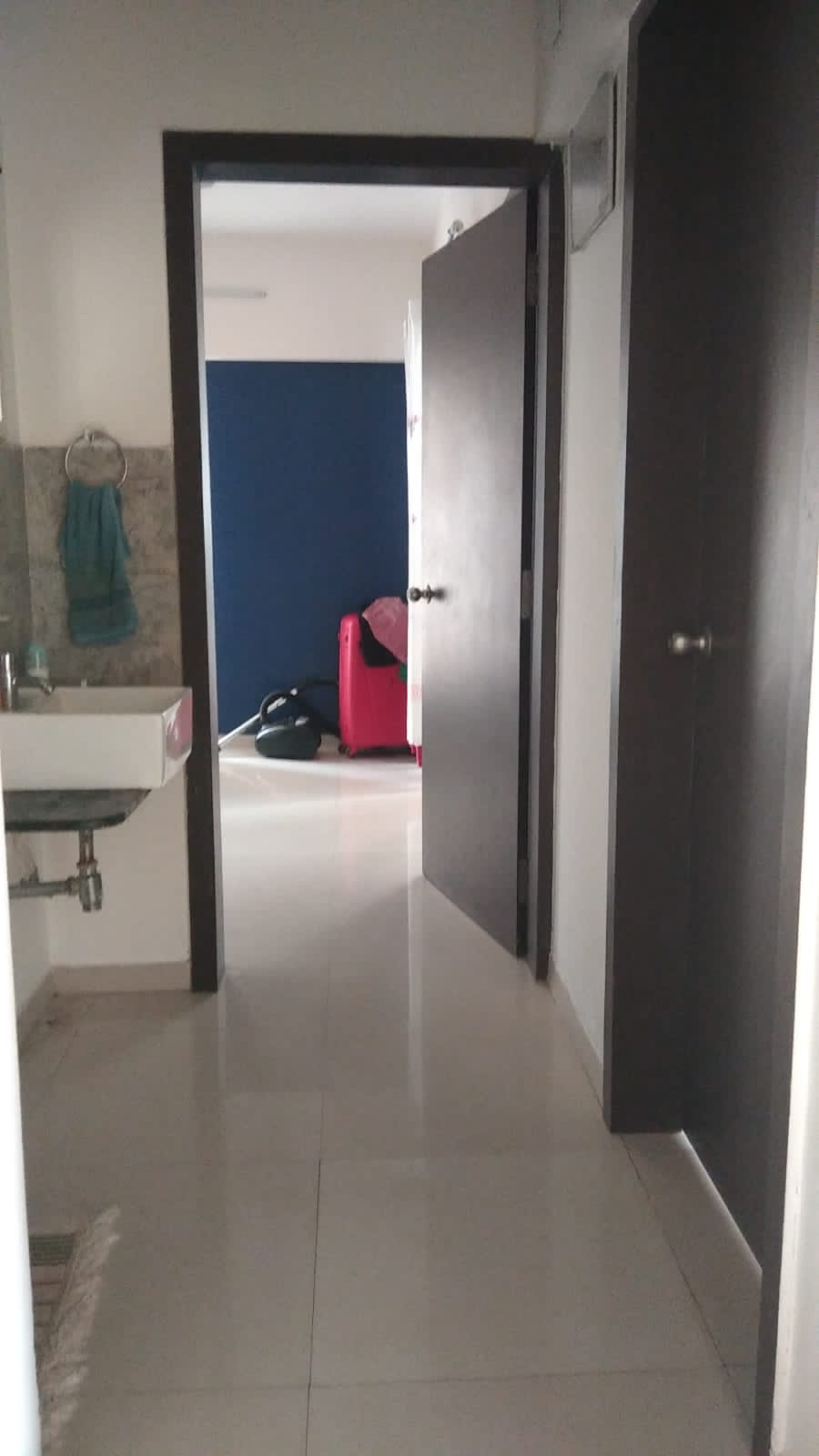 2BHK · Semi Furnished · Apartment