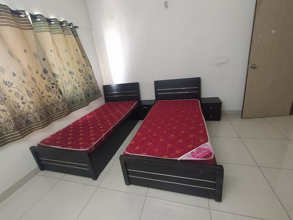 Single Room · Furnished · Apartment