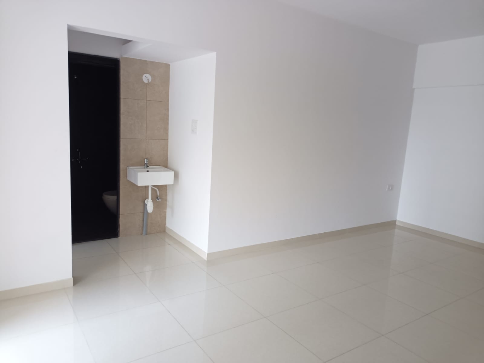 2BHK · Unfurnished · Apartment