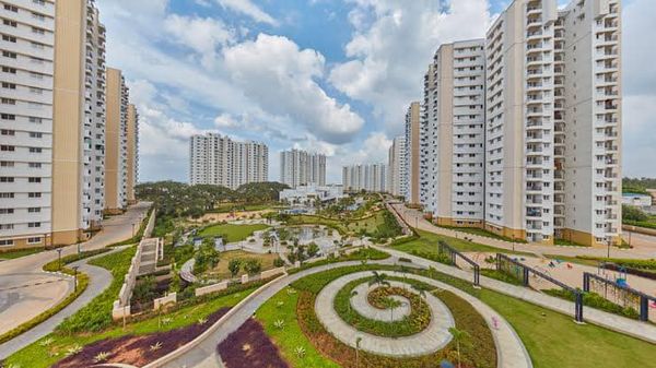3BHK · Semi Furnished · Apartment