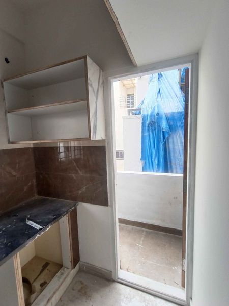 1BHK · Semi Furnished · Apartment