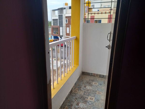 3BHK · Semi Furnished · Apartment