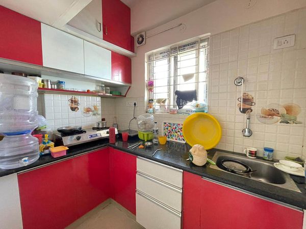 1BHK · Semi Furnished · Apartment