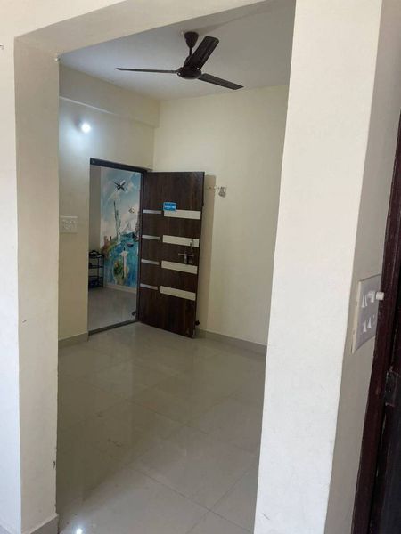 1BHK · Semi Furnished · Apartment