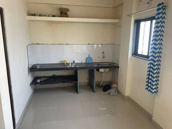 1BHK · Semi Furnished · Apartment