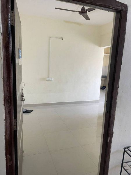 1BHK · Semi Furnished · Apartment