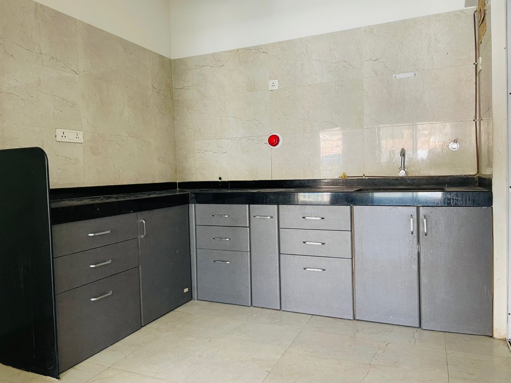 2BHK · Semi Furnished · Apartment