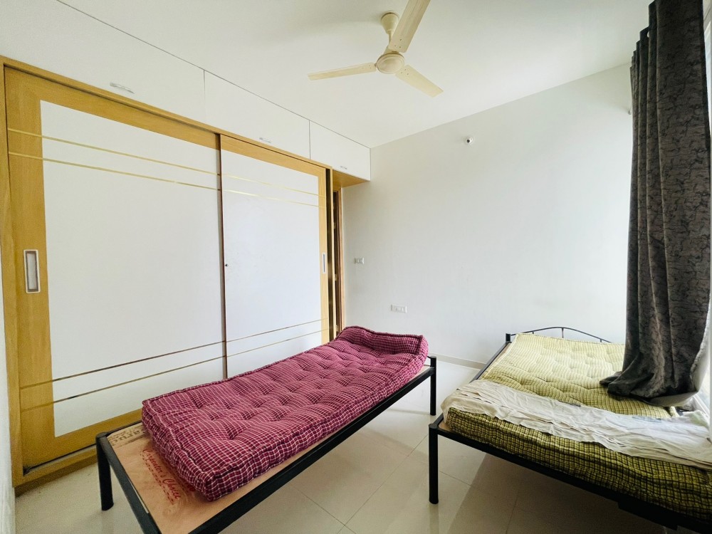 2BHK · Semi Furnished · Apartment