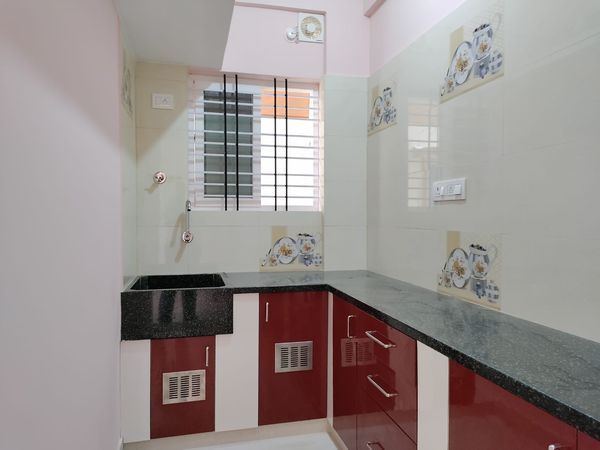 1BHK · Semi Furnished · Apartment