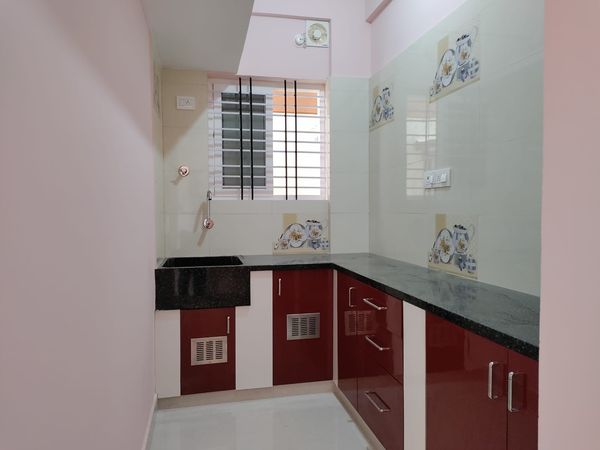 1BHK · Semi Furnished · Apartment