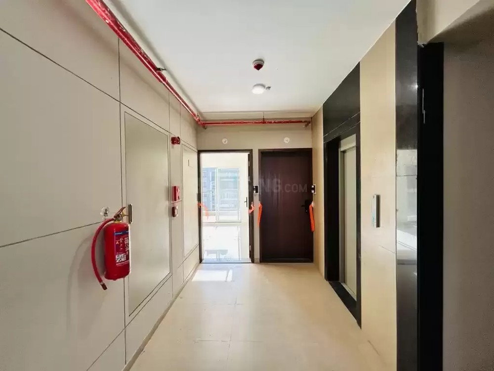 2BHK · Semi Furnished · Apartment