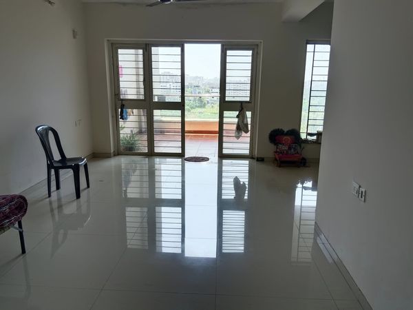 1BHK · Semi Furnished · Apartment