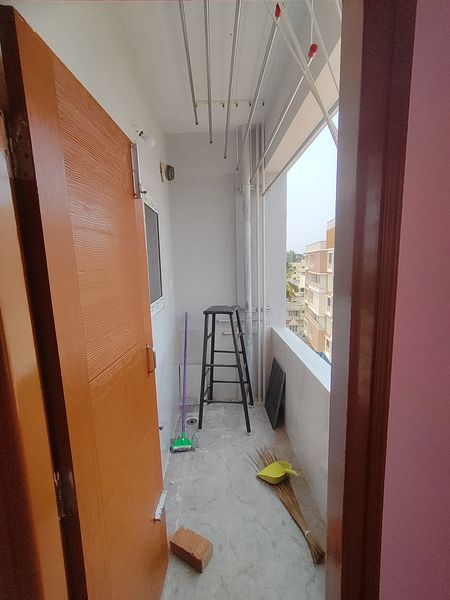 3BHK · Semi Furnished · Apartment