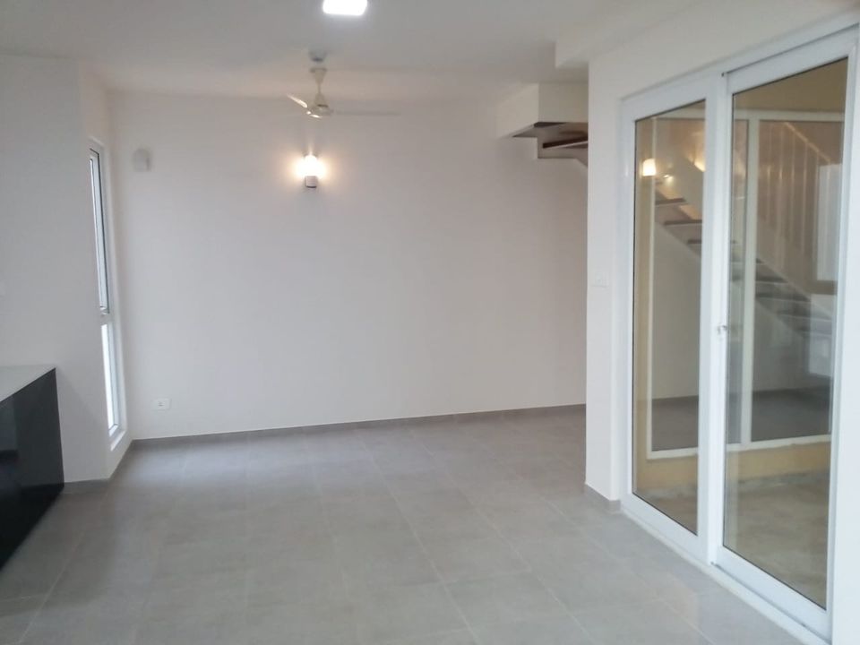 3BHK · Semi Furnished · Apartment