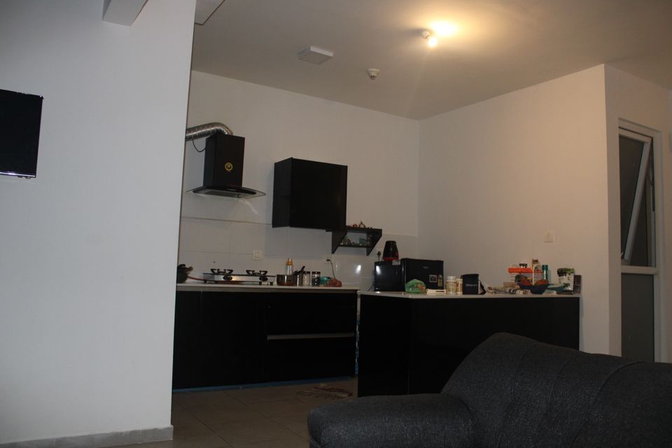3BHK · Semi Furnished · Apartment