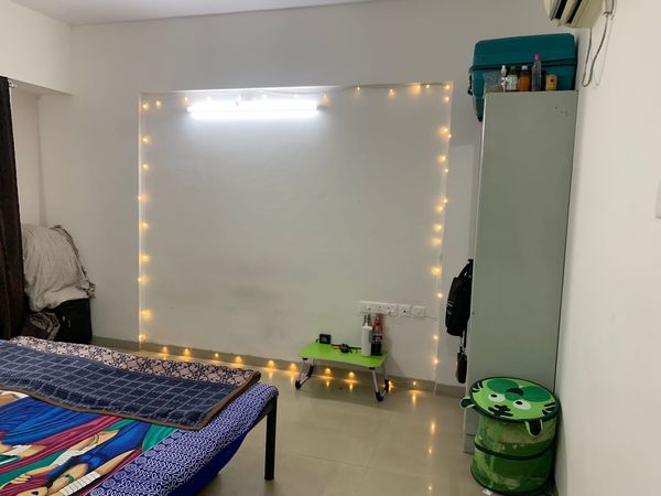 Single Room · Furnished · Apartment