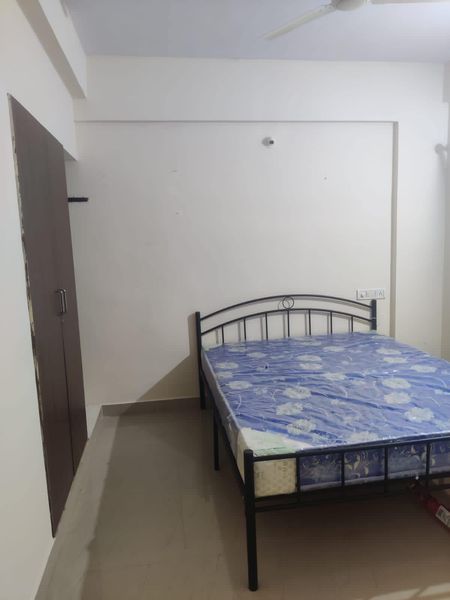 1BHK · Semi Furnished · Apartment