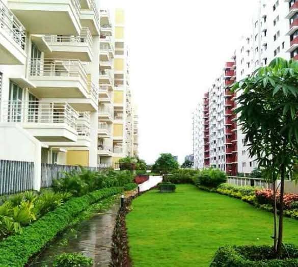 2BHK · Semi Furnished · Apartment