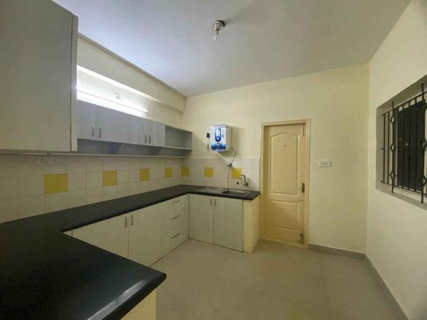 3BHK · Semi Furnished · Apartment