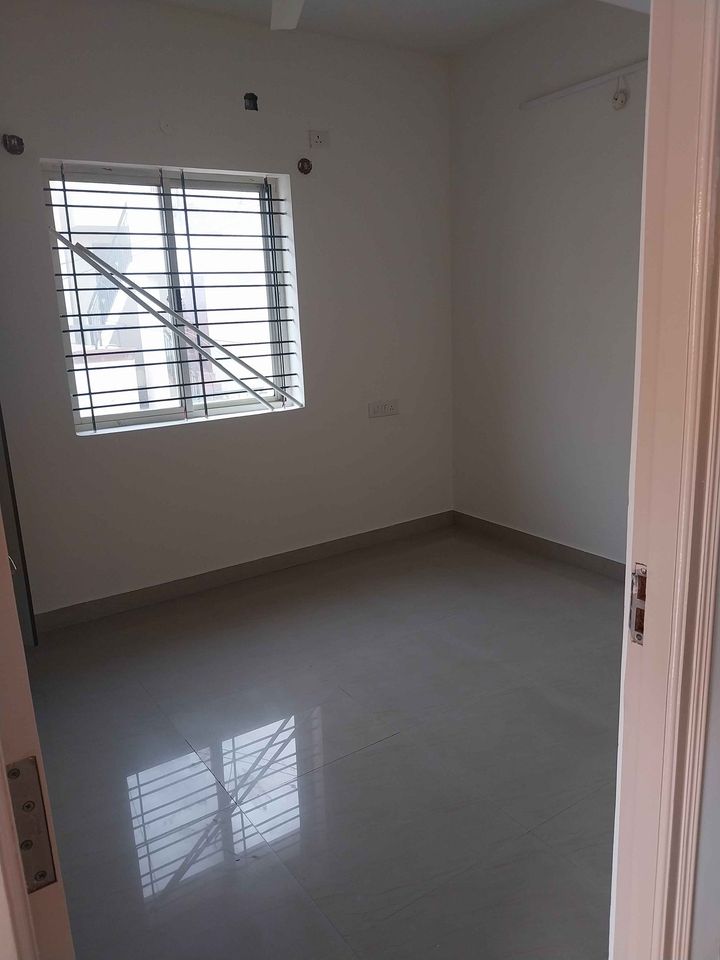2BHK · Semi Furnished · Apartment