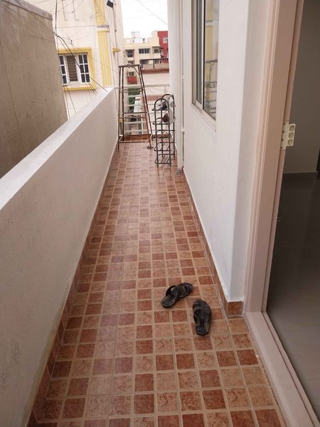2BHK · Semi Furnished · Apartment