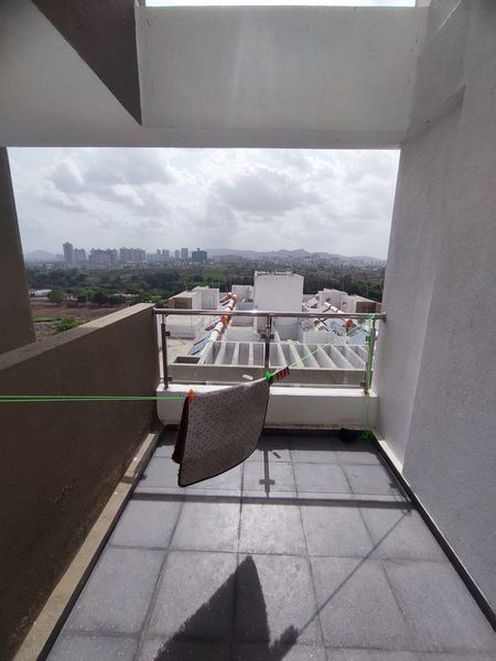 2BHK · Semi Furnished · Apartment