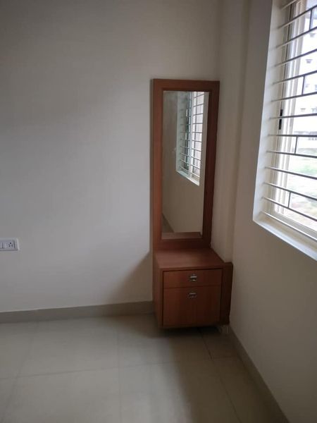 1BHK · Semi Furnished · Apartment