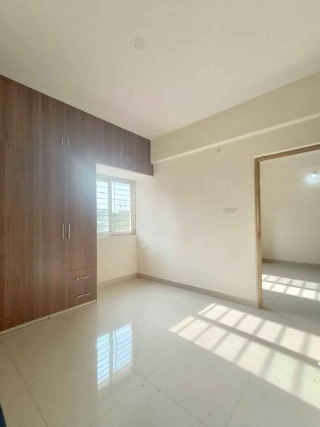 1BHK · Semi Furnished · Apartment
