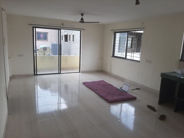 2BHK · Semi Furnished · Apartment
