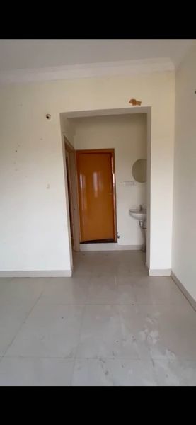 1BHK · Semi Furnished · Apartment
