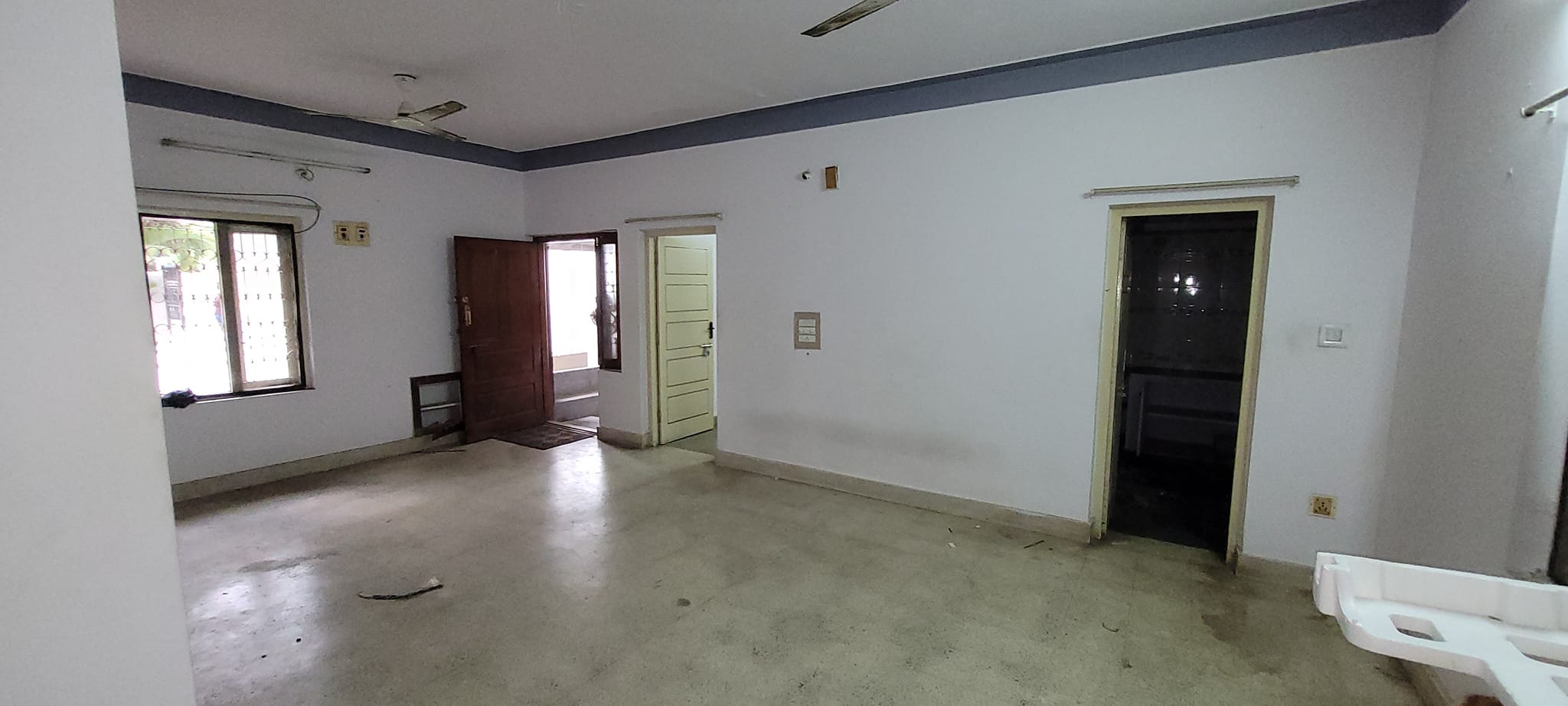 2BHK · Semi Furnished · Apartment