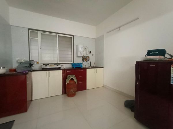 2BHK · Semi Furnished · Apartment