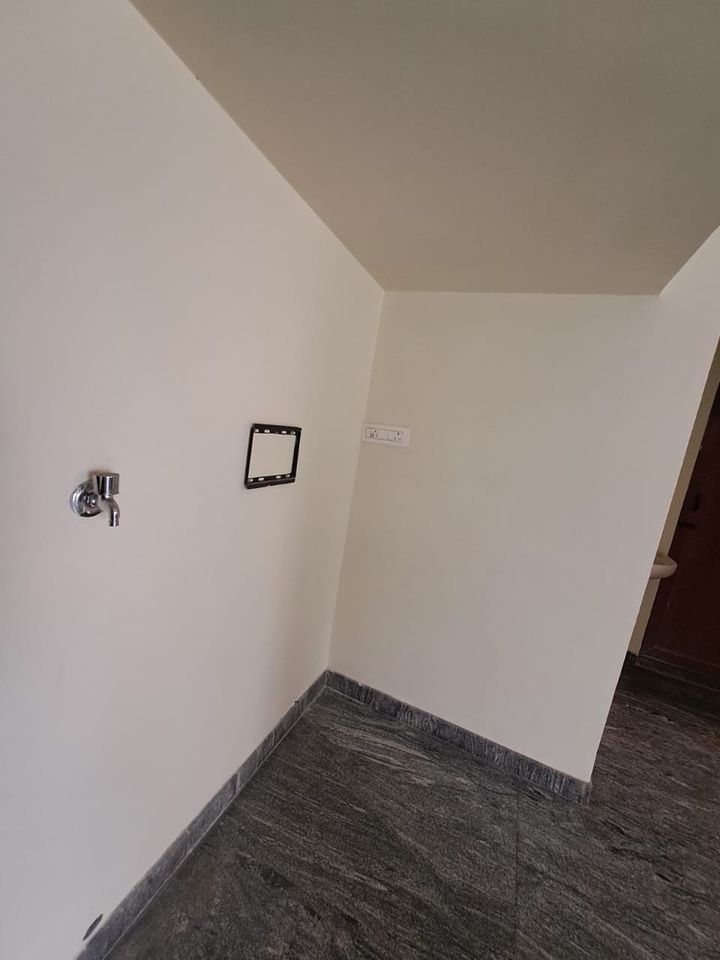 2BHK · Semi Furnished · Apartment