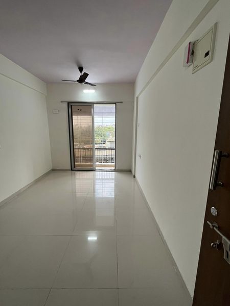 1RK · Semi Furnished · Apartment