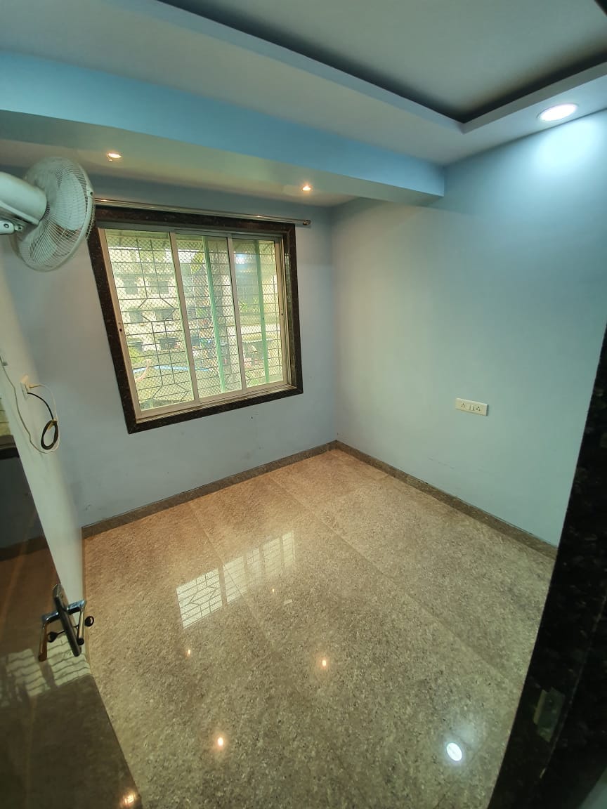 3BHK · Semi Furnished · Apartment