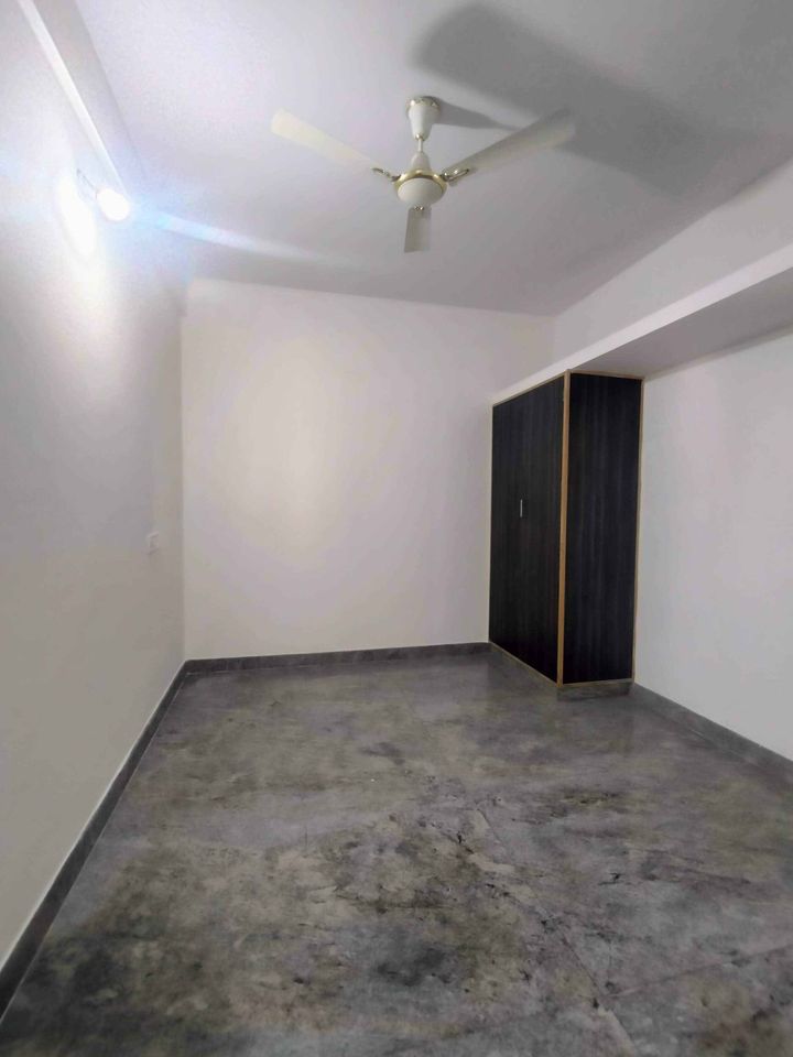 1BHK · Semi Furnished · Apartment
