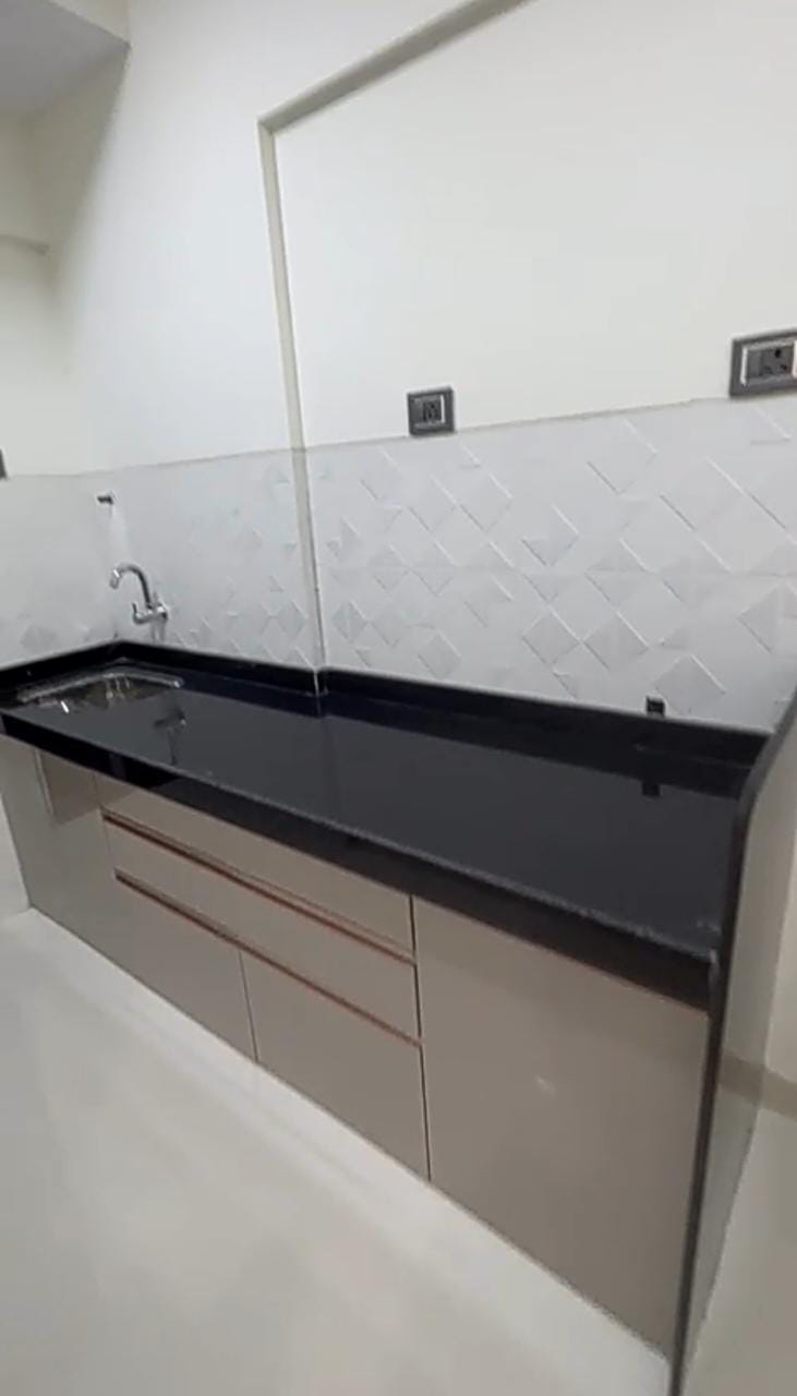 1BHK · Semi Furnished · Apartment