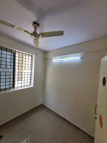 1BHK · Semi Furnished · Apartment