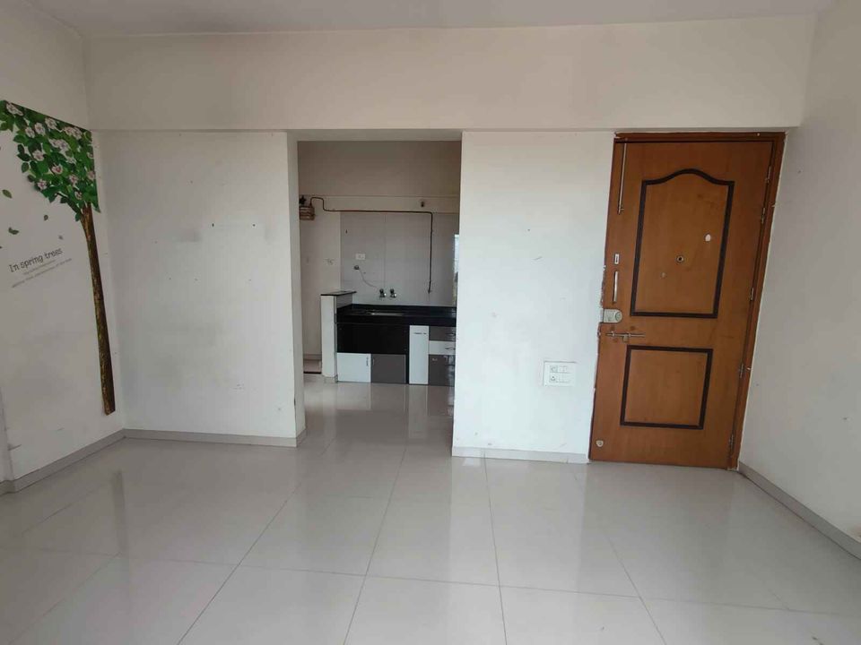 2BHK · Semi Furnished · Apartment