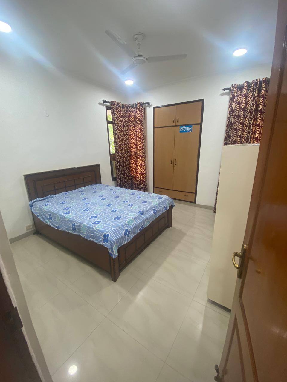 3BHK · Semi Furnished · Apartment