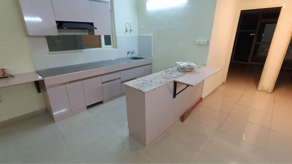 2BHK · Semi Furnished · Apartment