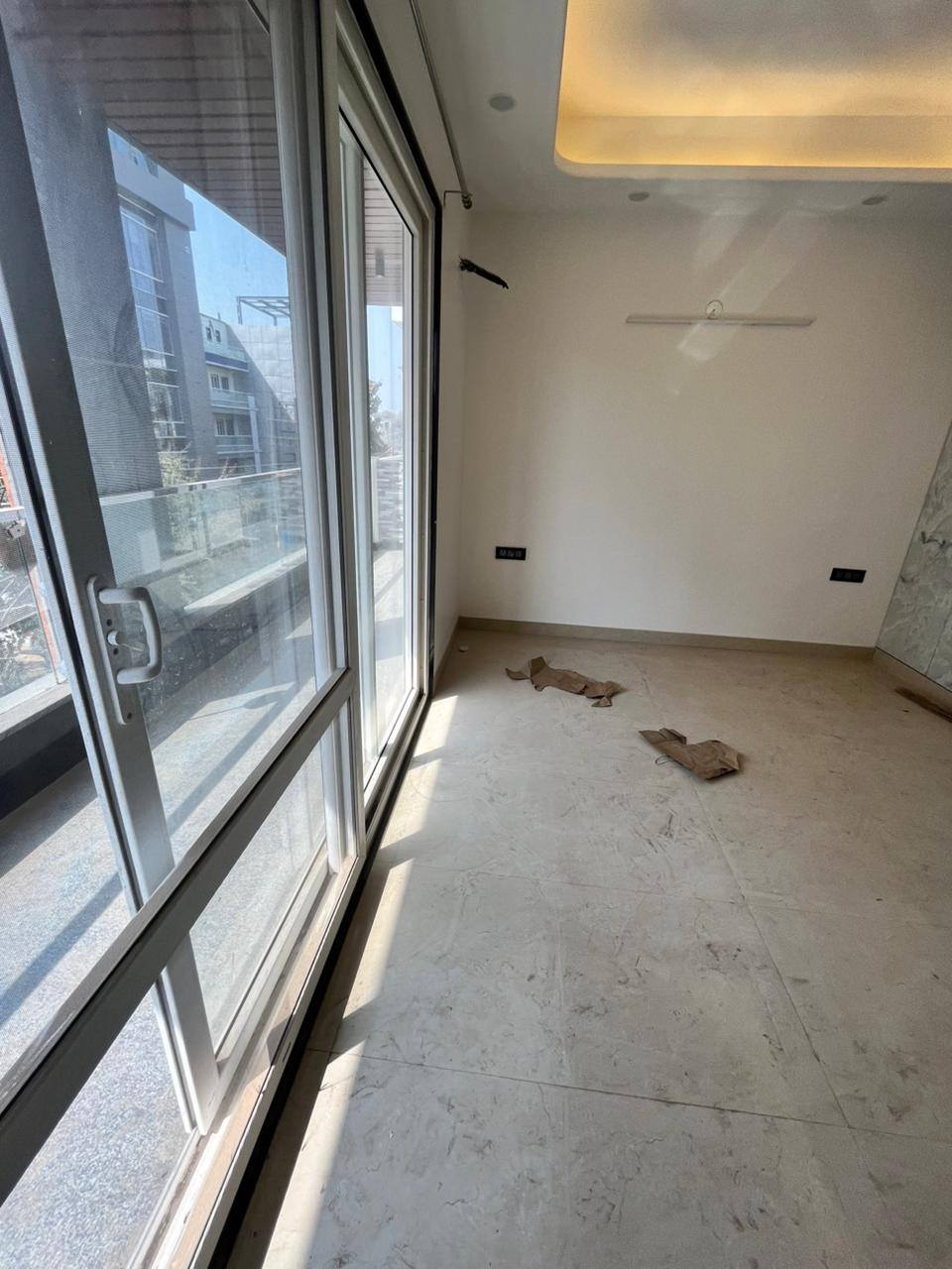 3BHK · Semi Furnished · Apartment