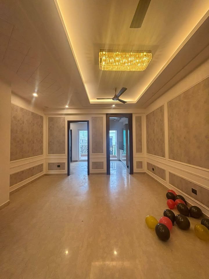 3BHK · Semi Furnished · Apartment