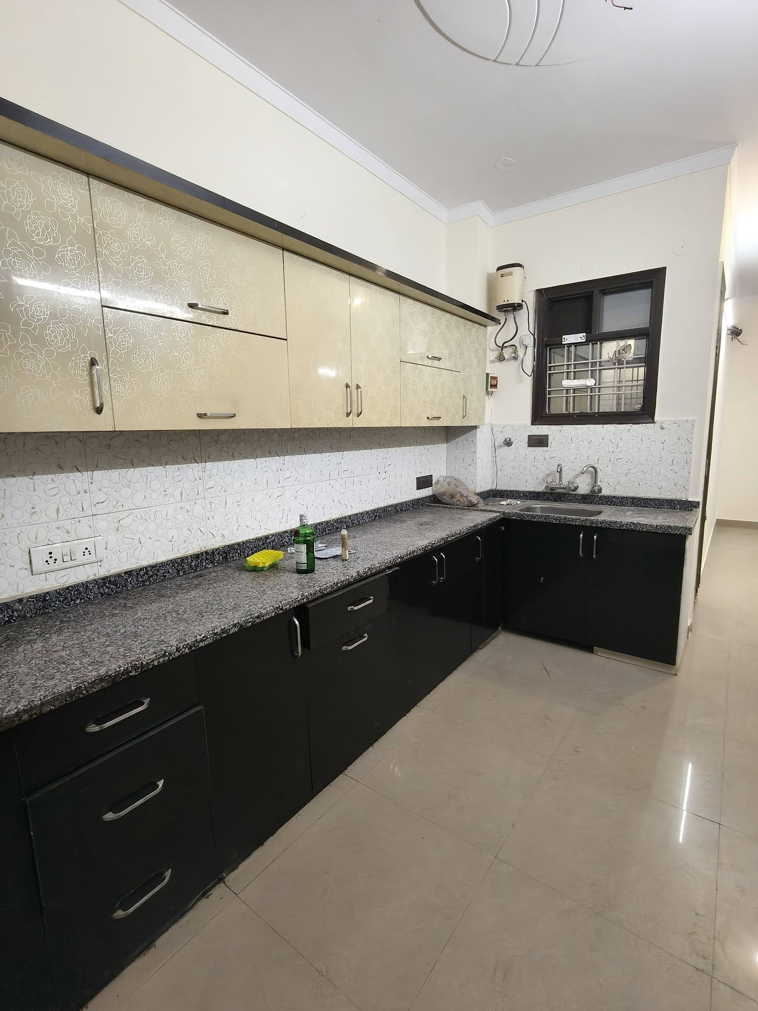 2BHK · Semi Furnished · Apartment
